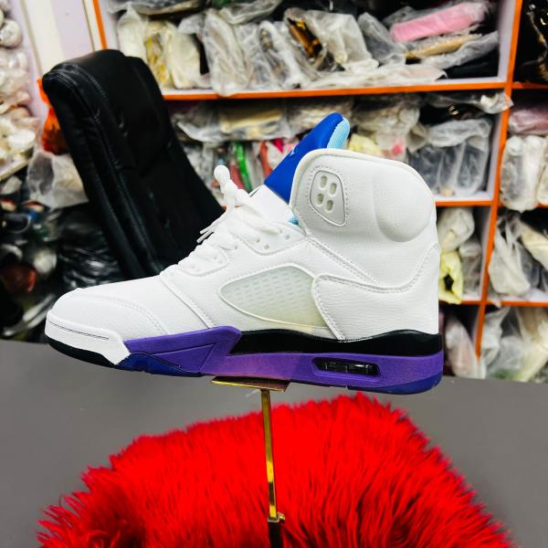 Jordan Sneaker